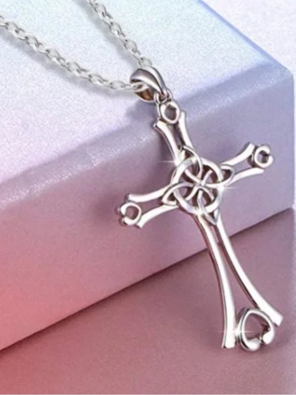 Stylish Silver Cross Pendant Necklace